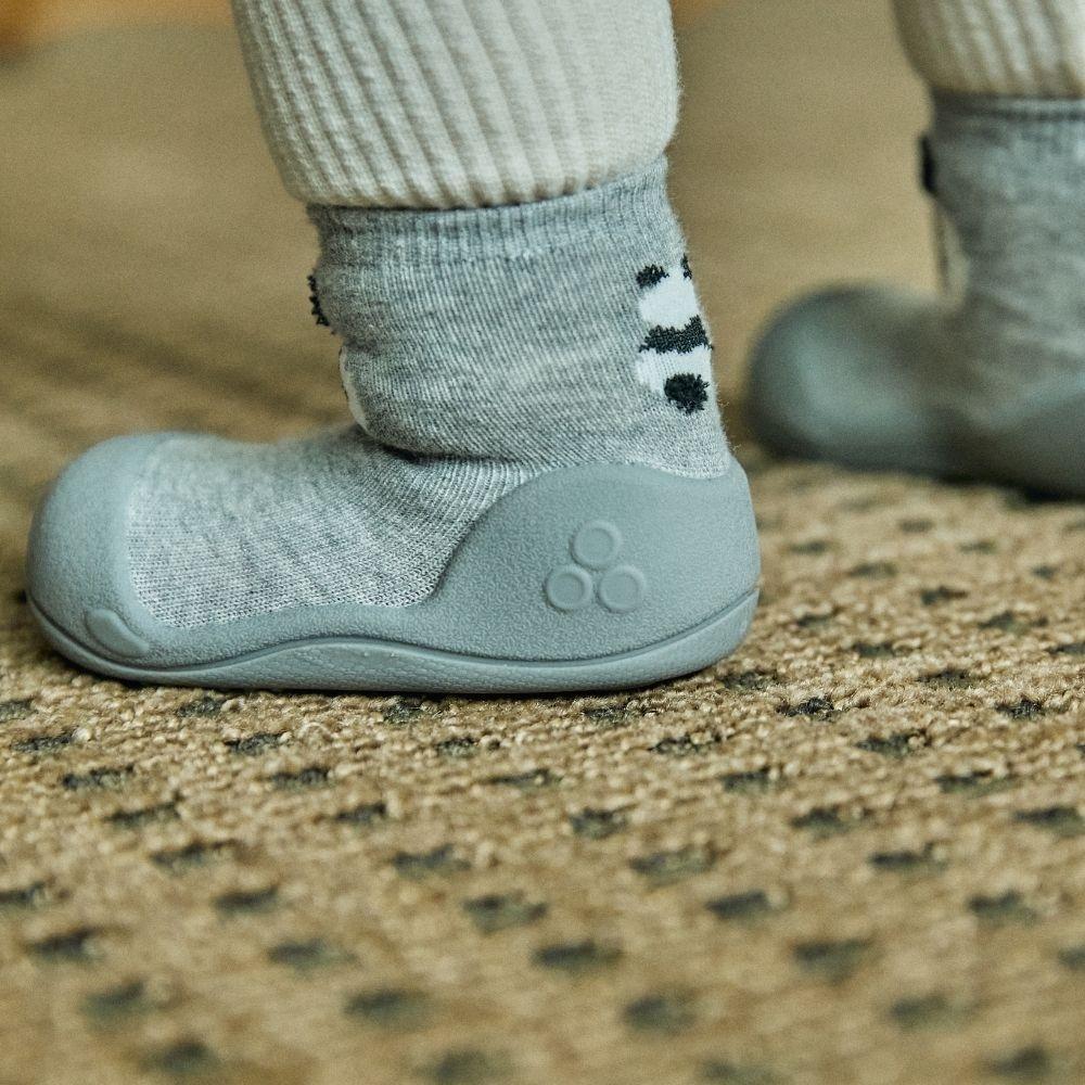 Attipas PANDA GREY - MINI MUNDO