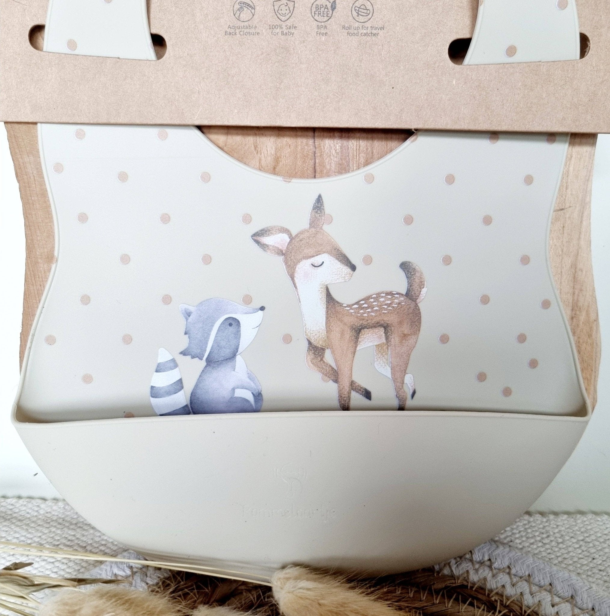 Babero de silicona con bandeja Beige - MINI MUNDO