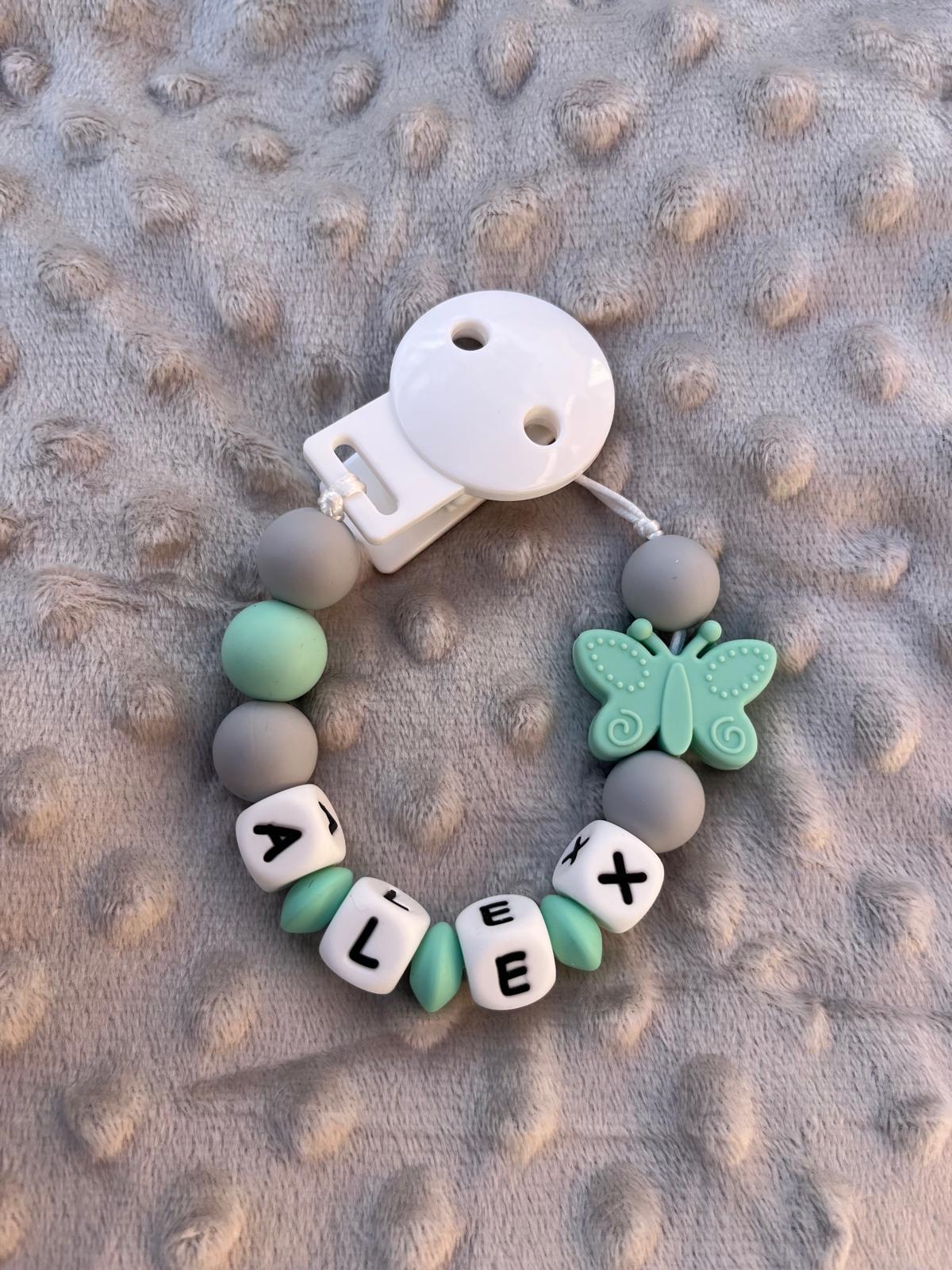 Chupetero personalizado de silicona - modelo mariposa - MINI MUNDO