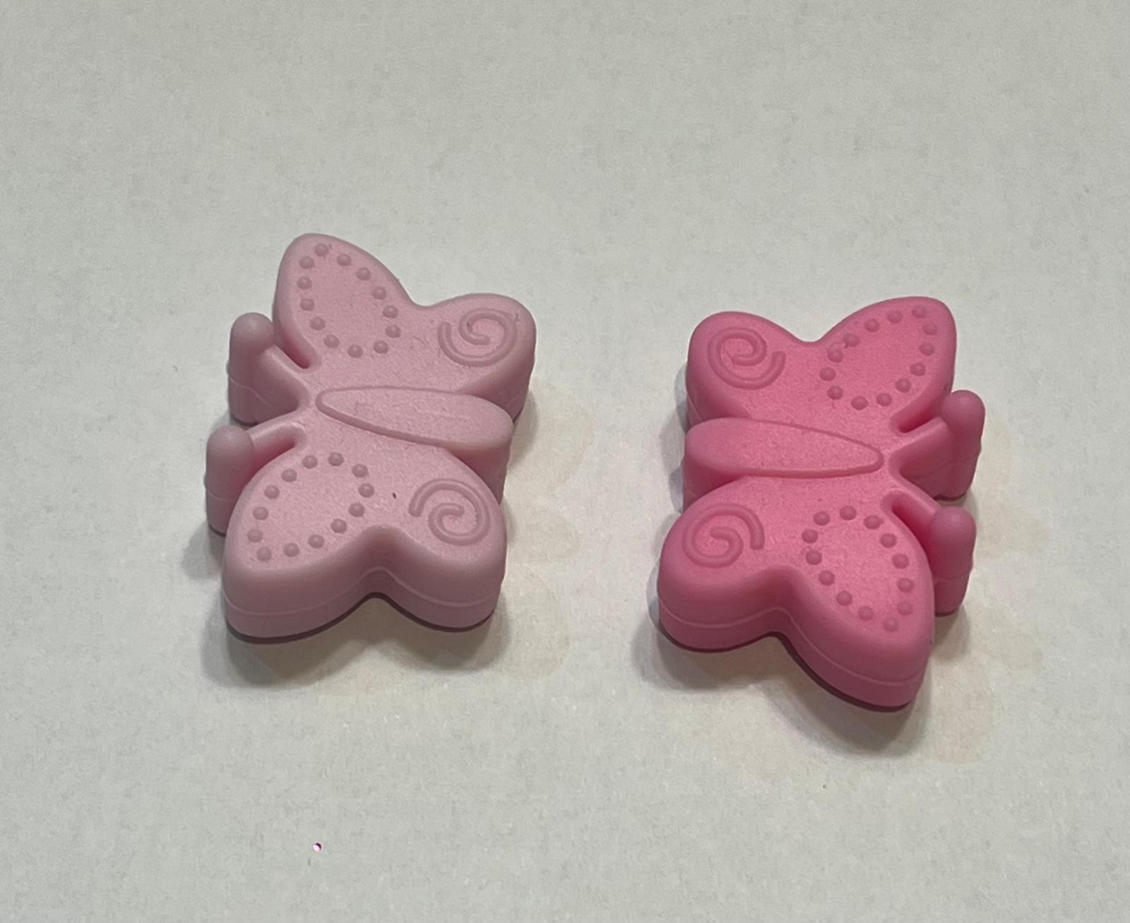 Chupetero personalizado de silicona - modelo mariposa - MINI MUNDO