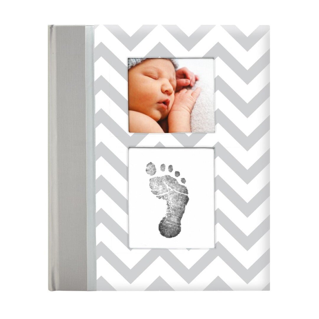 LIBRO BEBE CHEVRON GRIS PEARHEAD - MINI MUNDO